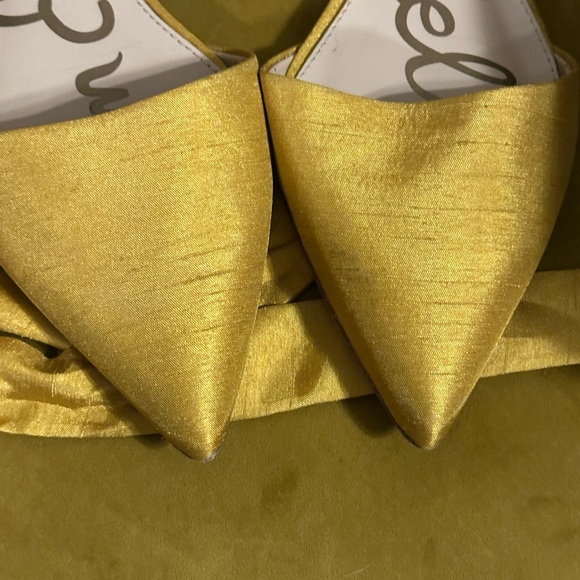 Sam Edelman Gold Lace Up Flats Size 81/2 - Picture 3 of 9